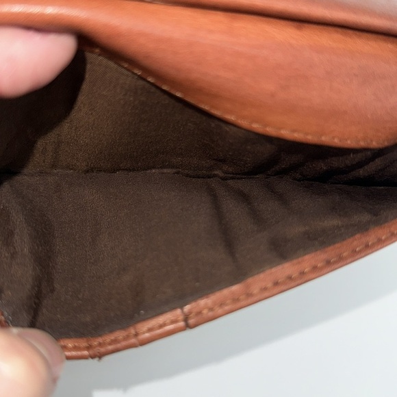 Vilenca Holland Brown Leather Wallet - Beautiful Woven/ Rustic Design - Picture 8 of 14